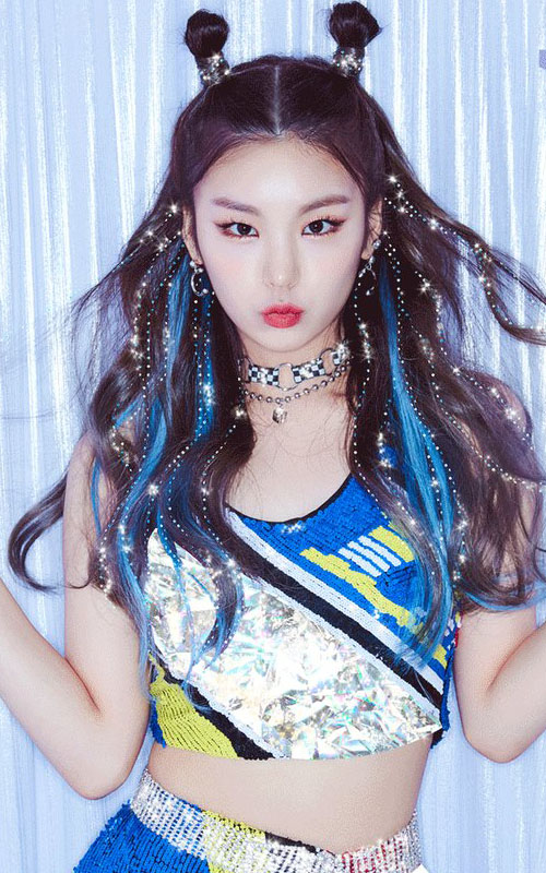 ITZY Members Profile - Yeji Profile